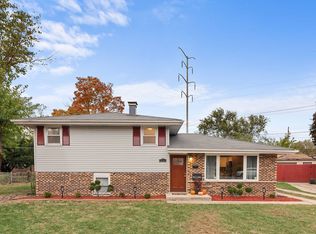 746 Evans Ct, Dolton, IL 60419