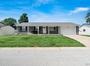 7 Saint Mark Dr, Saint Peters, MO 63376