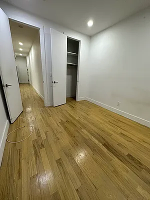 Rented by Lang Realty LLC | media 14