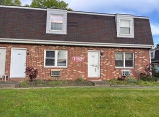 1762 Normandy Dr APT 302, Wooster, OH 44691