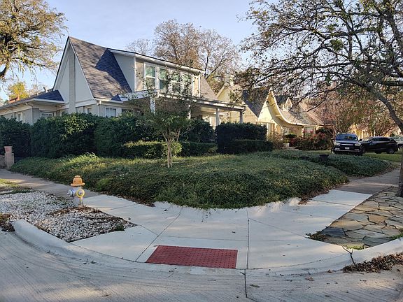 2nd image of 5903 Llano Ave