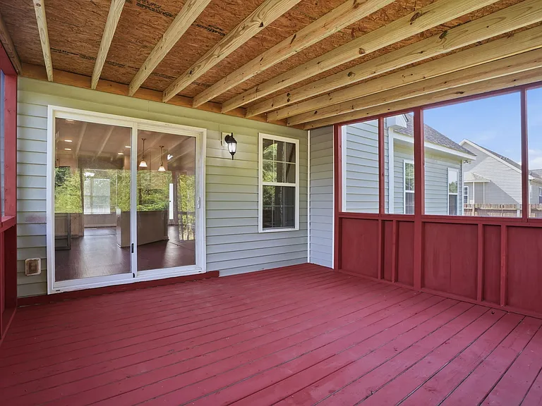 505 Heron Dr — Photo 31