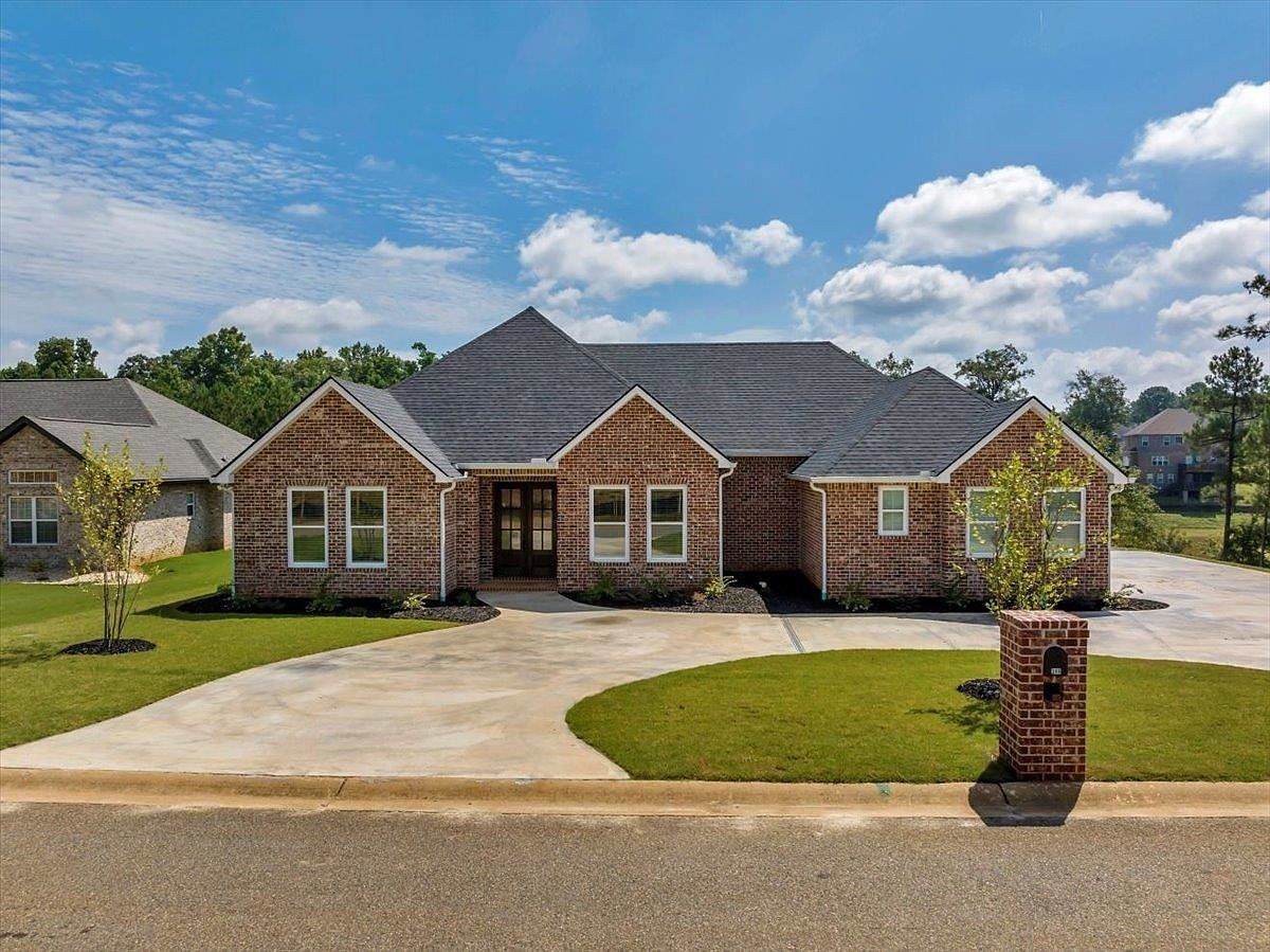 300 Wilsons Creek Bnd, Bonaire, GA 31005 Zillow
