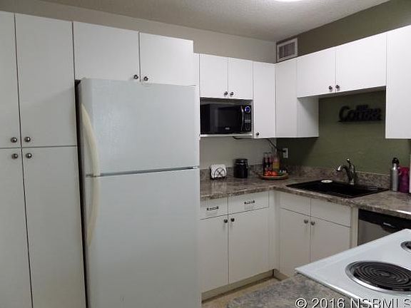 4th image of 5535 W Bayshore Dr