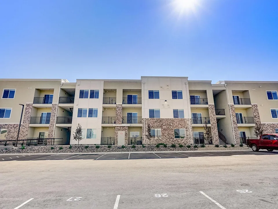 South Ridge Apartments