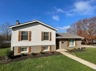 3301 Crown Crest Rd, Lexington, KY