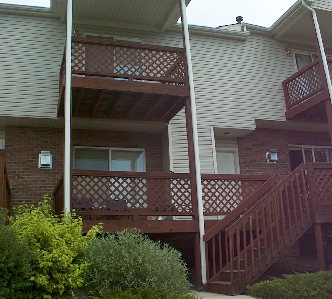 2 bed, 1287 sqft, $2,600 — Photo 1