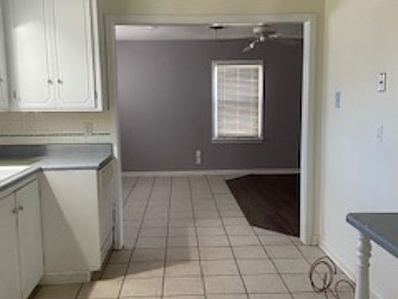 5th image of 1165 Bel Air Dr