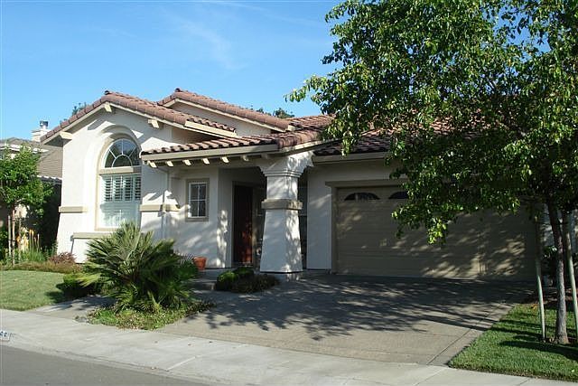 1st image of 66 Summerbrooke Cir