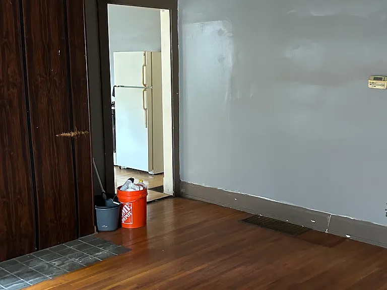 1017 Beech Ave #5 — Photo 5