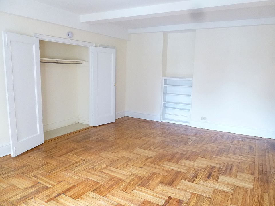 2nd image of 237 E 20th St APT 7G