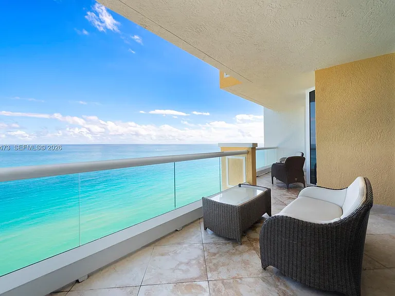 17875 Collins Ave #2605 — Photo 5