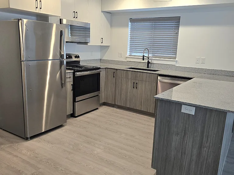 280 E Lorene St — Photo 23