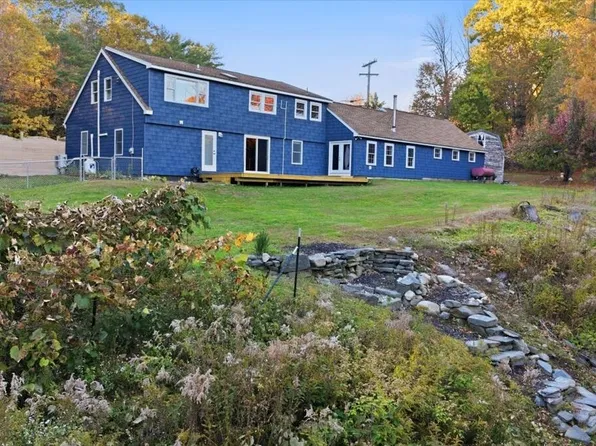 337 Route 133, Winthrop, ME 04364