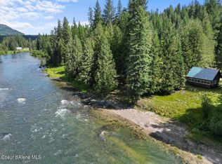 146 Walker Ln, Priest River, ID 83856