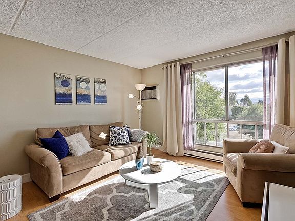 4th image of 1700 Civic Center Dr APT 301