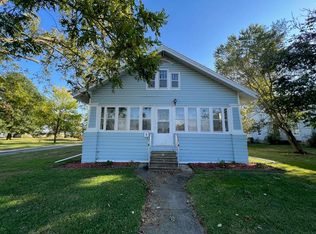 122 E Clark St, La Plata, MO 63549