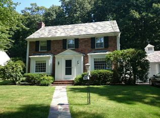 36 Beverly Rd, Brookline, MA 02467