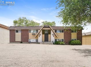 330 Vehr Dr, Colorado Springs, CO 80916
