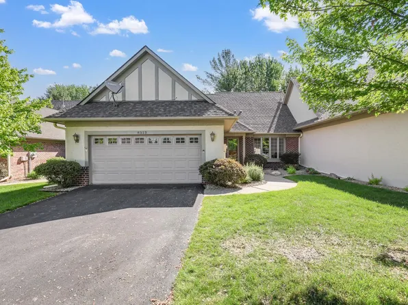 8313 Essex Rd, Chanhassen, MN 55317