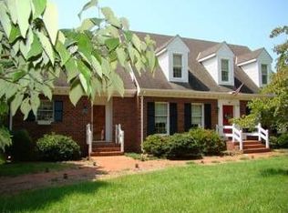 160 Ridge St, Madison Heights, VA 24572