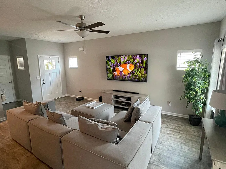 4336 Doral Dr — Photo 6