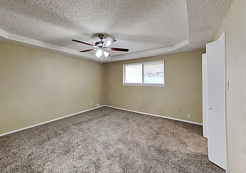 420 Newcastle Dr Photo 1
