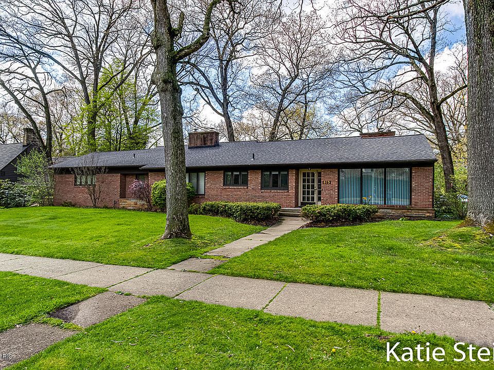 815 Plymouth Ave SE, East Grand Rapids, MI 49506 Zillow