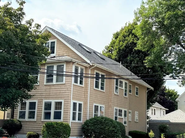 85 Varnum St #1, Arlington, MA 02474
