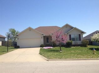 1024 N Shelly Ln, Republic, MO 65738