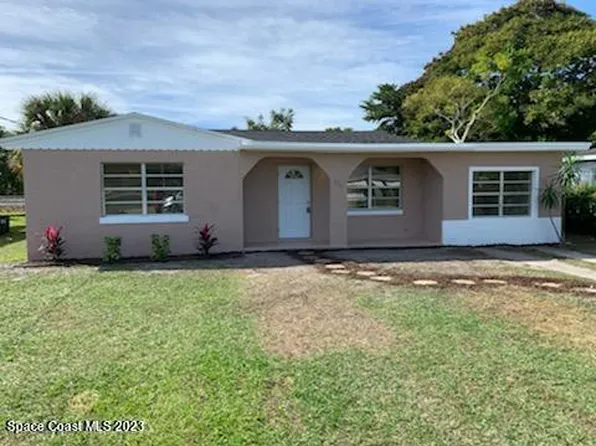 826 Wisteria Dr, Melbourne, FL 32901