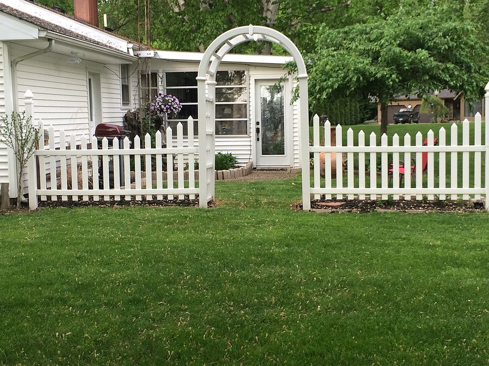 2nd image of 224 Minerva Ct
