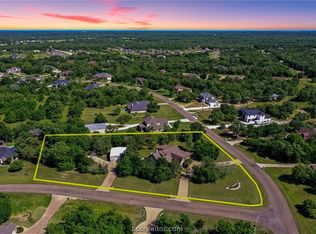 17599 Lariat Ln, College Station, TX 77845