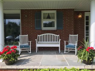 13 Starlight Dr, Waverly Township, PA 18411