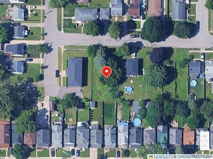 2nd image of 9 Evanston Pl