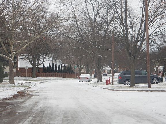 4th image of 238 Riveroaks Dr #1