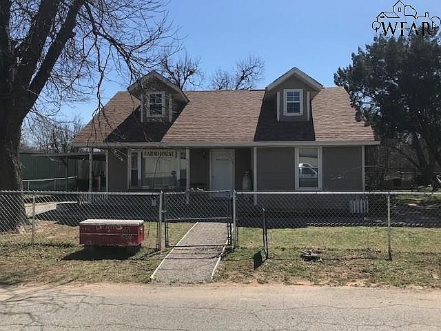 1st image of 503 W 1st St