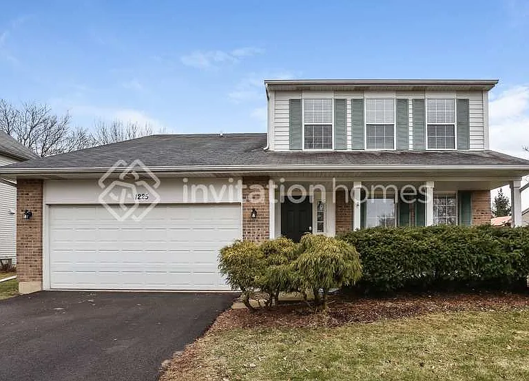 1225 Sebring Cir — Photo 1