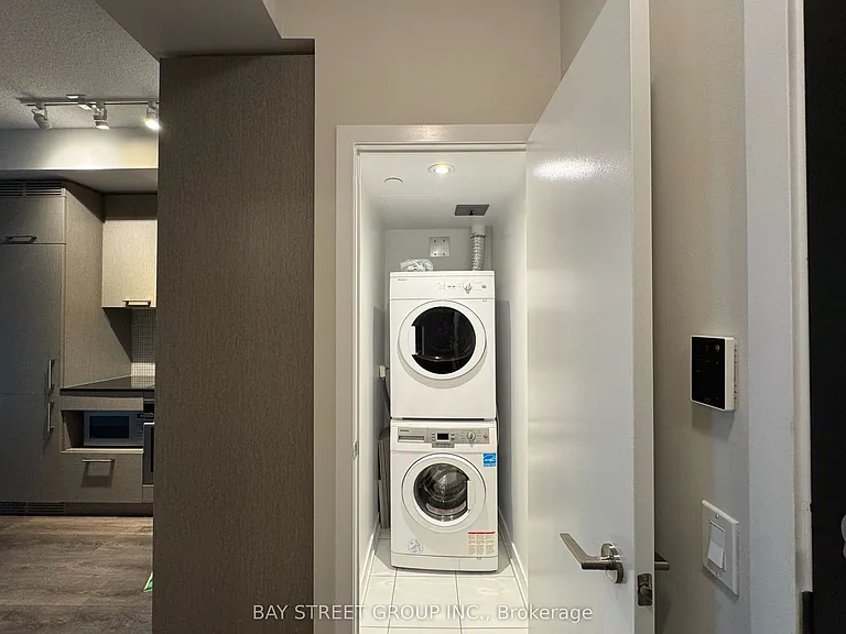 87 Peter St #2501 — Photo 11
