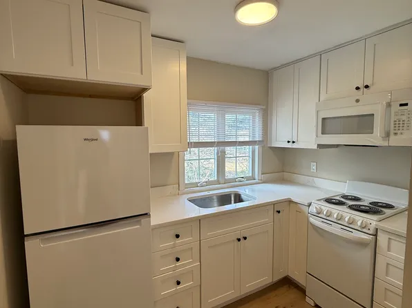 687 State St #A, Portsmouth, NH 03801