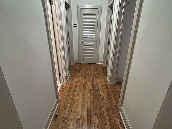 5th image of 203 Pine St W