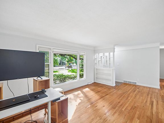 5th image of 1342 73rd St