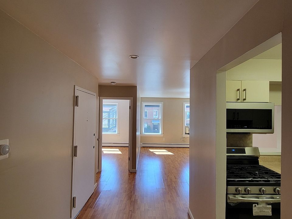 1st image of 239 E 110th St APT 2