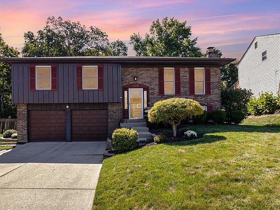 3rd image of 1379 Hartwood Dr