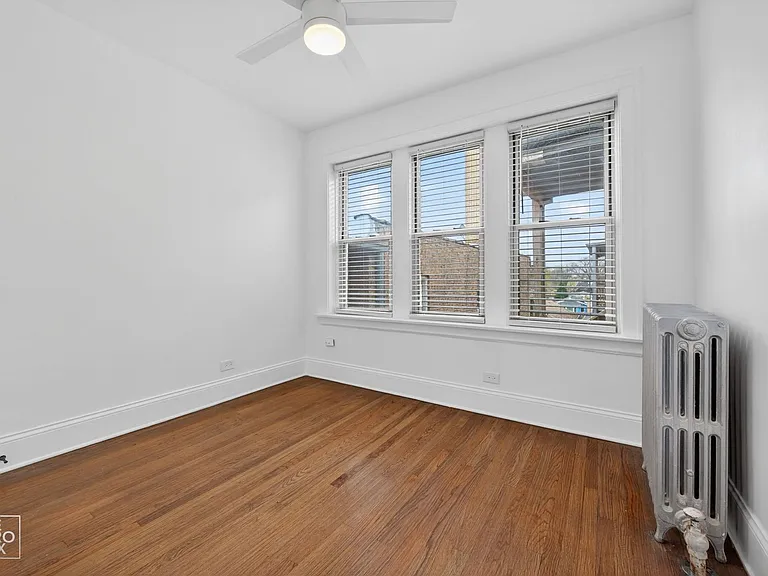 6310 N Artesian — Photo 8