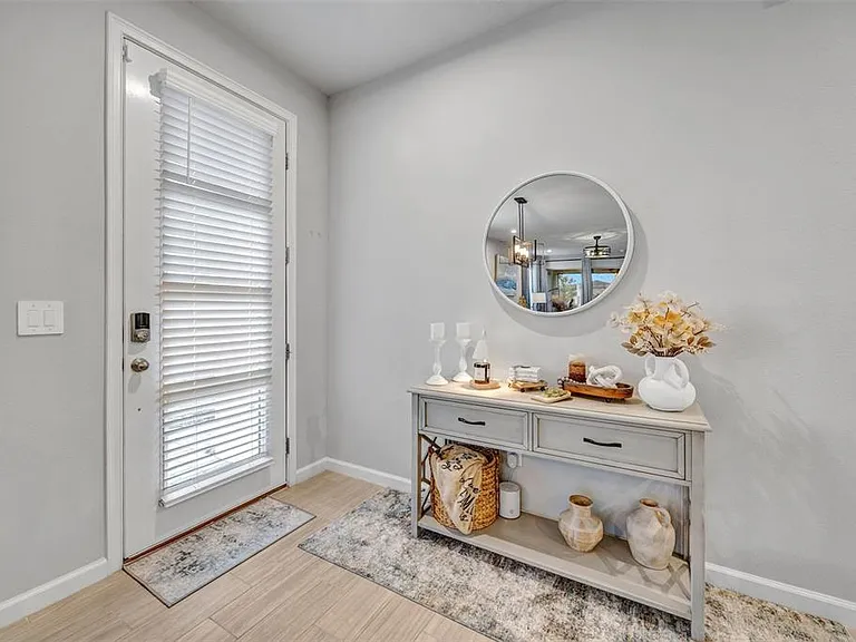 5886 Timberdale Ave — Photo 20
