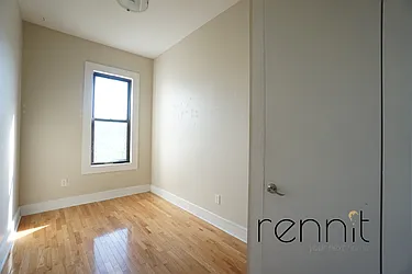 Rented by Rennit Inc.