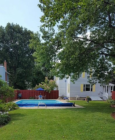 2nd image of 540 E 11th St