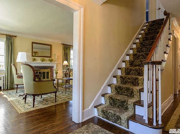 3rd image of 31 Fairmount Blvd