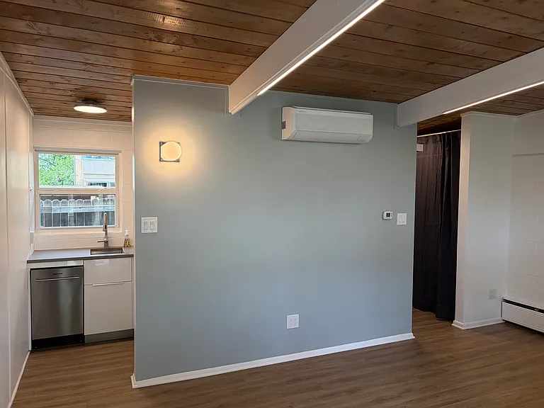 1063 Clayton St #D — Photo 3
